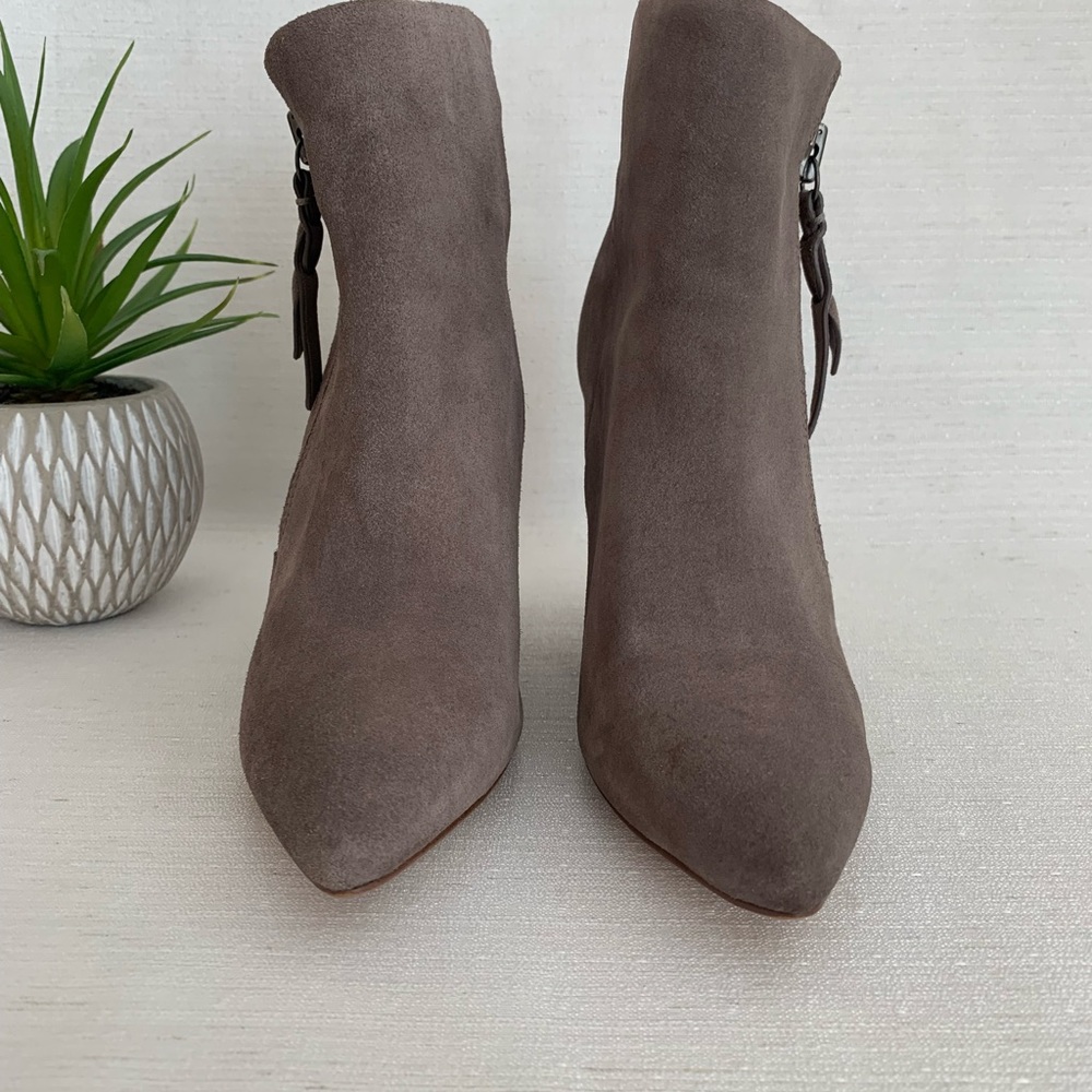 Splendid Neva Taupe Gray Suede Ankle Booties Women's 8.5 - Picture 6 of 12